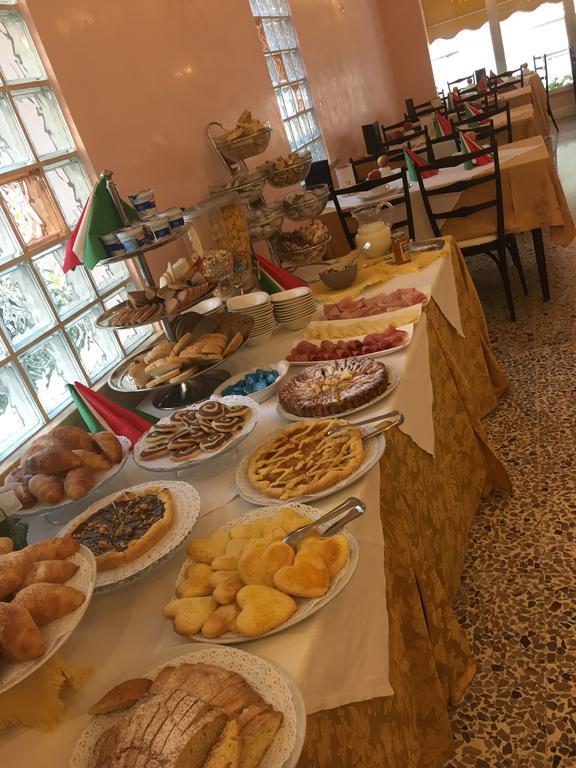 Hotel Derby Bellaria-Igea Marina Dış mekan fotoğraf