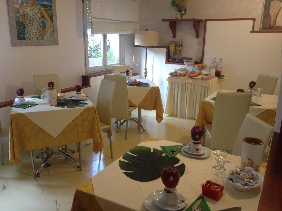 Hotel Derby Bellaria-Igea Marina Dış mekan fotoğraf